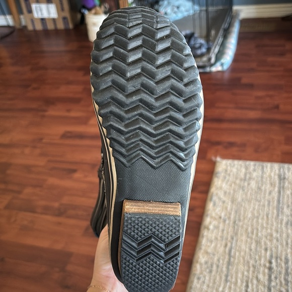 Sorel Boot- Women’s 6.5 - Picture 4 of 5